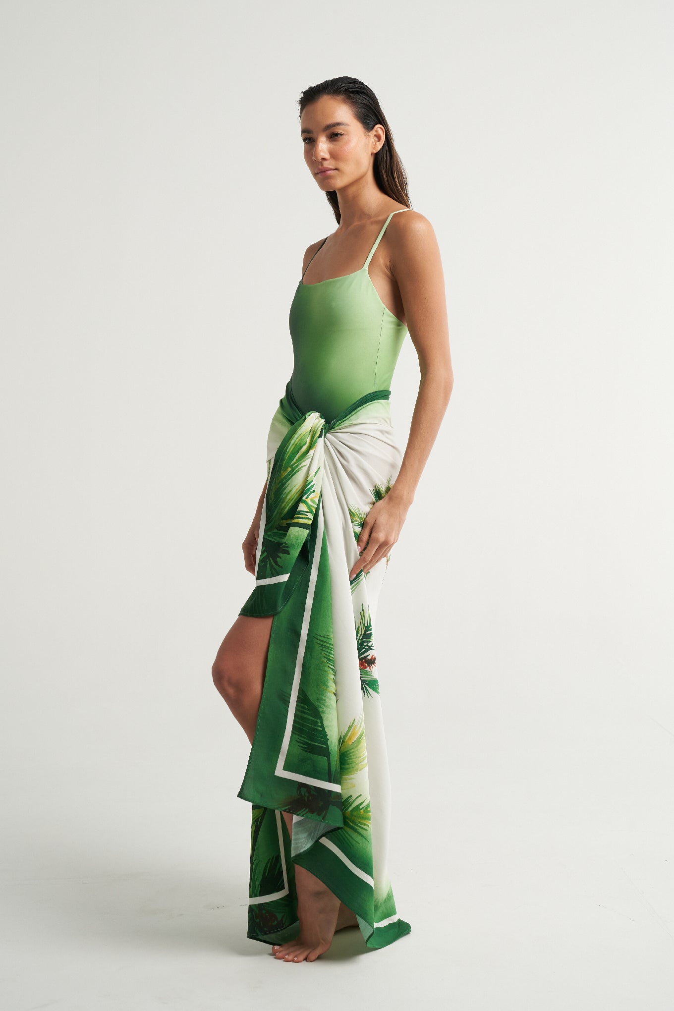 Oversized Sarong Palms - shopsigal