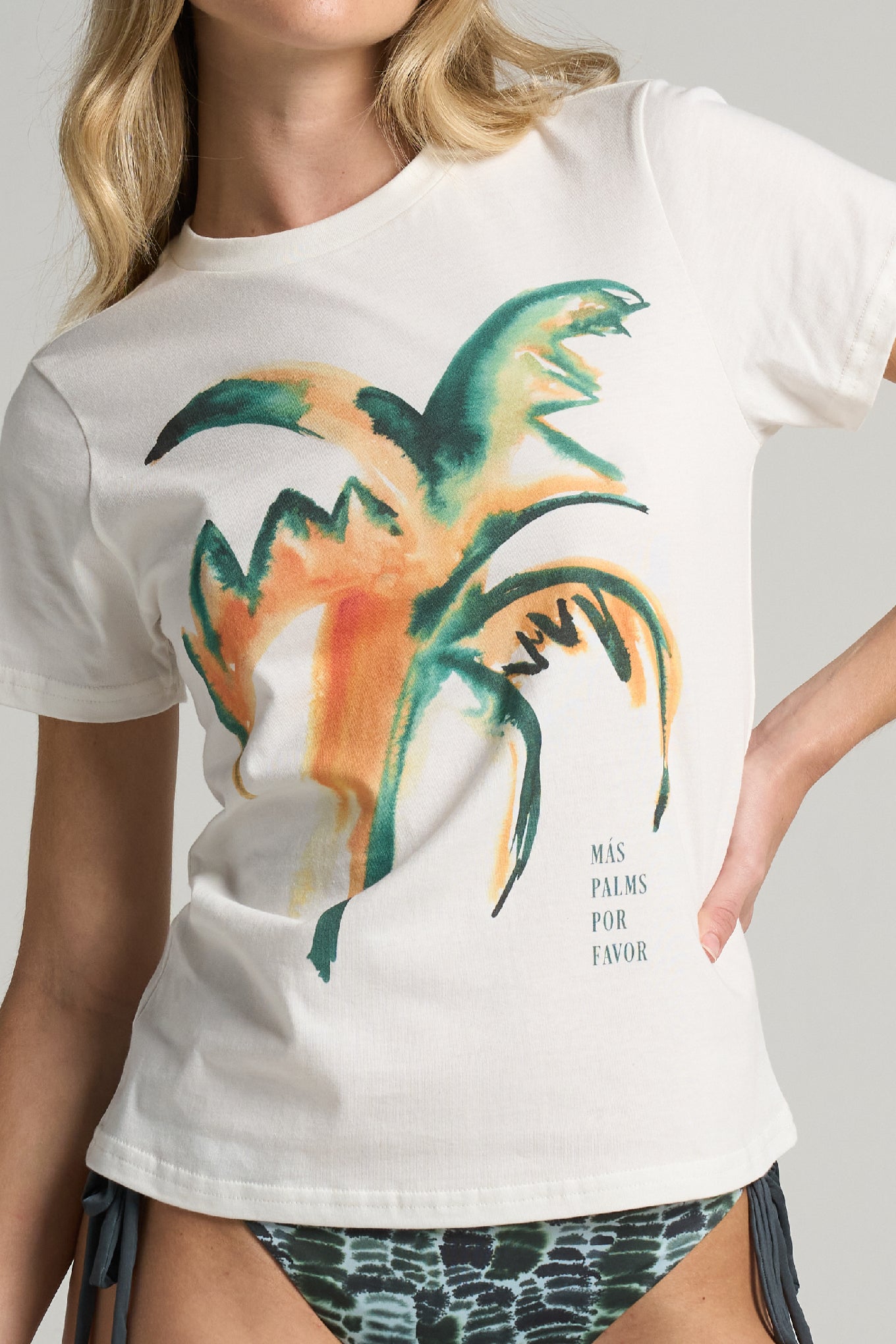 Graphic Tee: Mas Palms-White - shopsigal