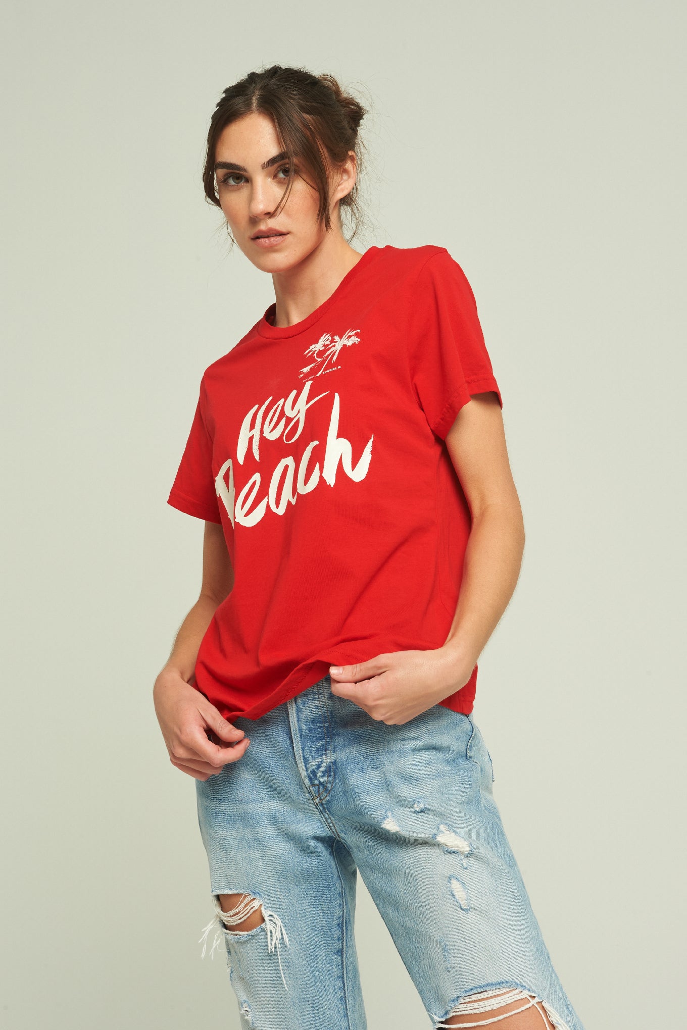 Hey Beach Red Tee - shopsigal