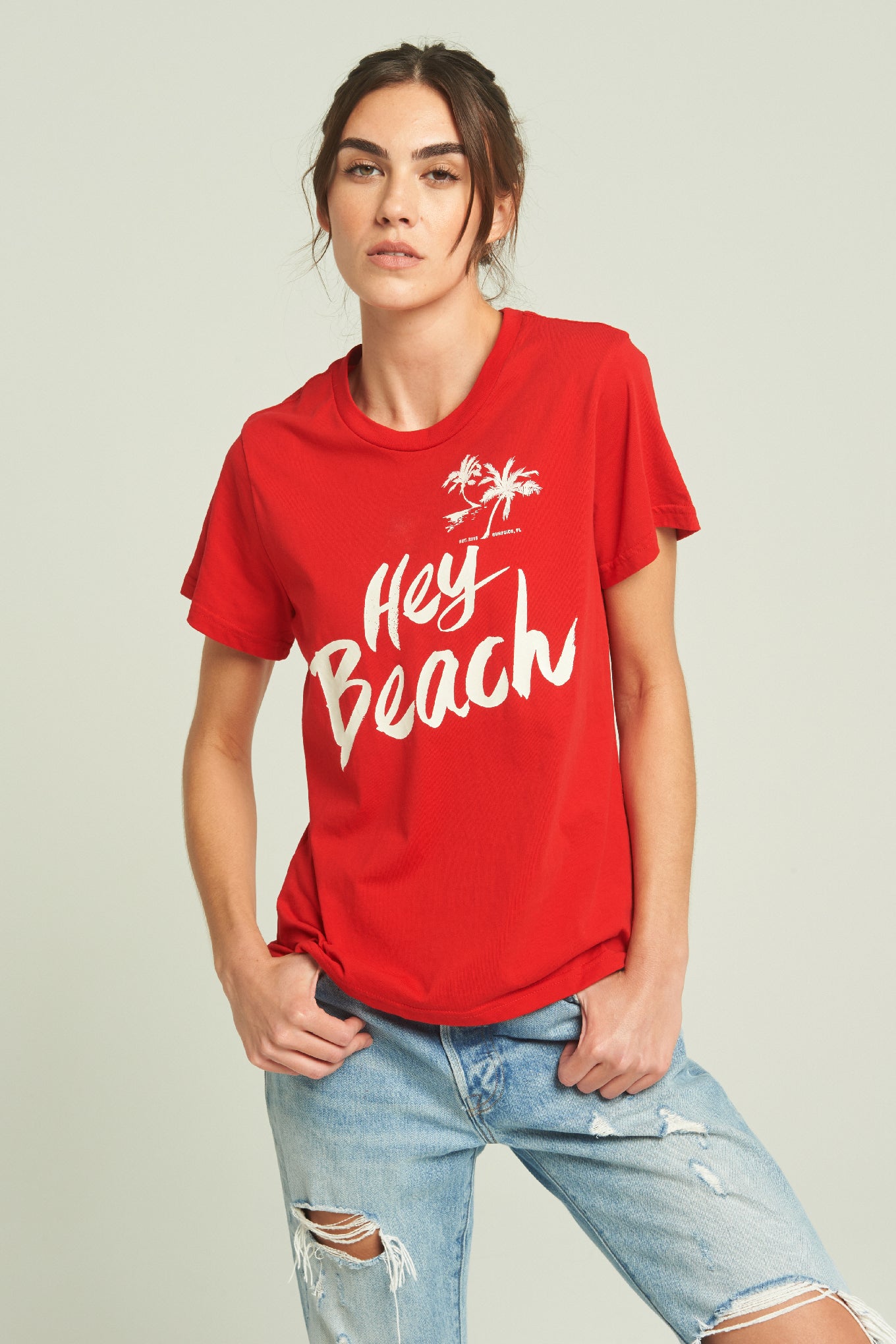 Hey Beach Red Tee - shopsigal