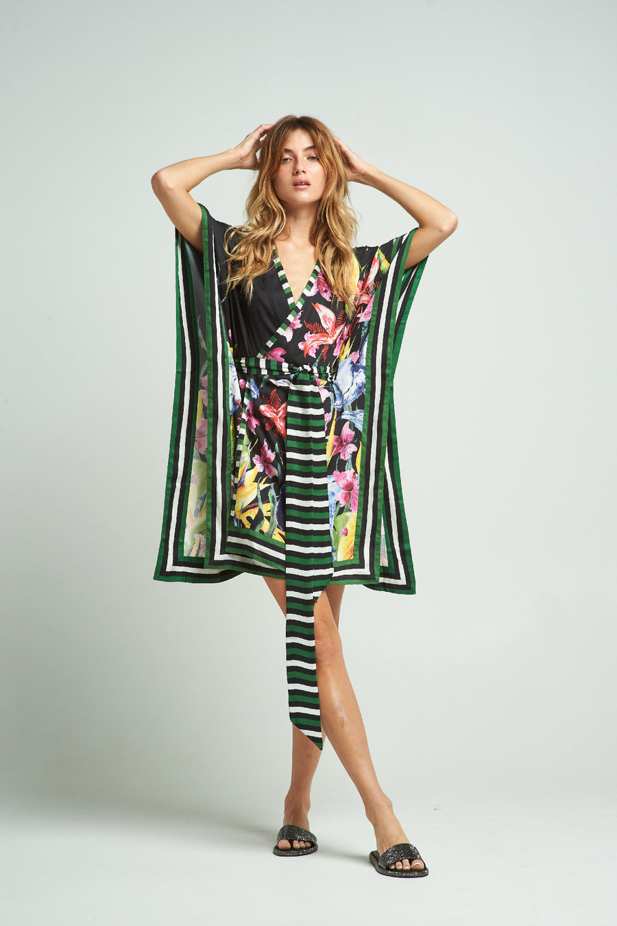 Paraiso Short Kimono - shopsigal